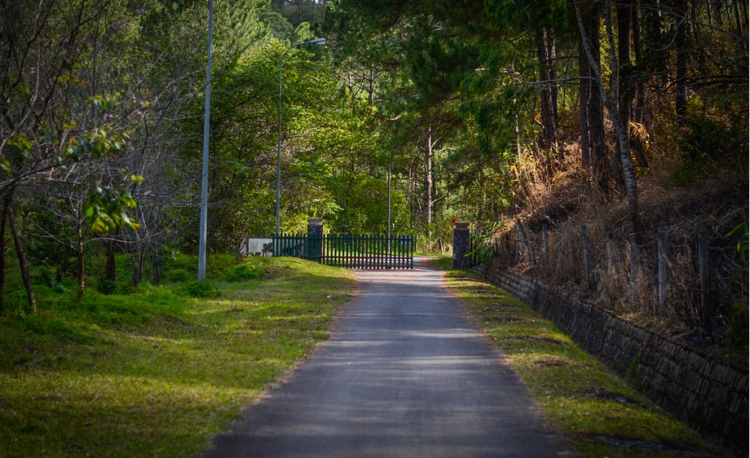 private road